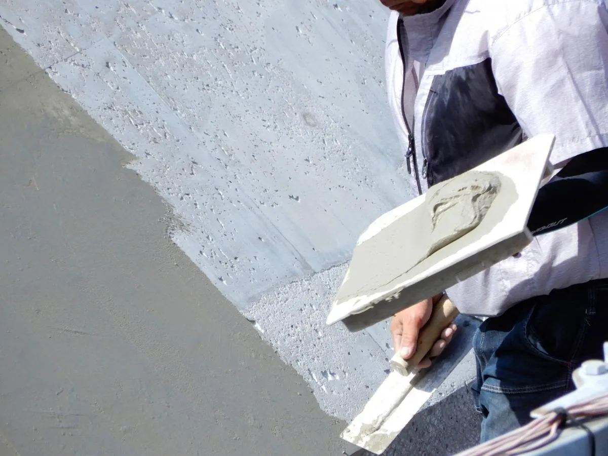 左官職人として一人前になるまでに必要なスキル完全ガイド